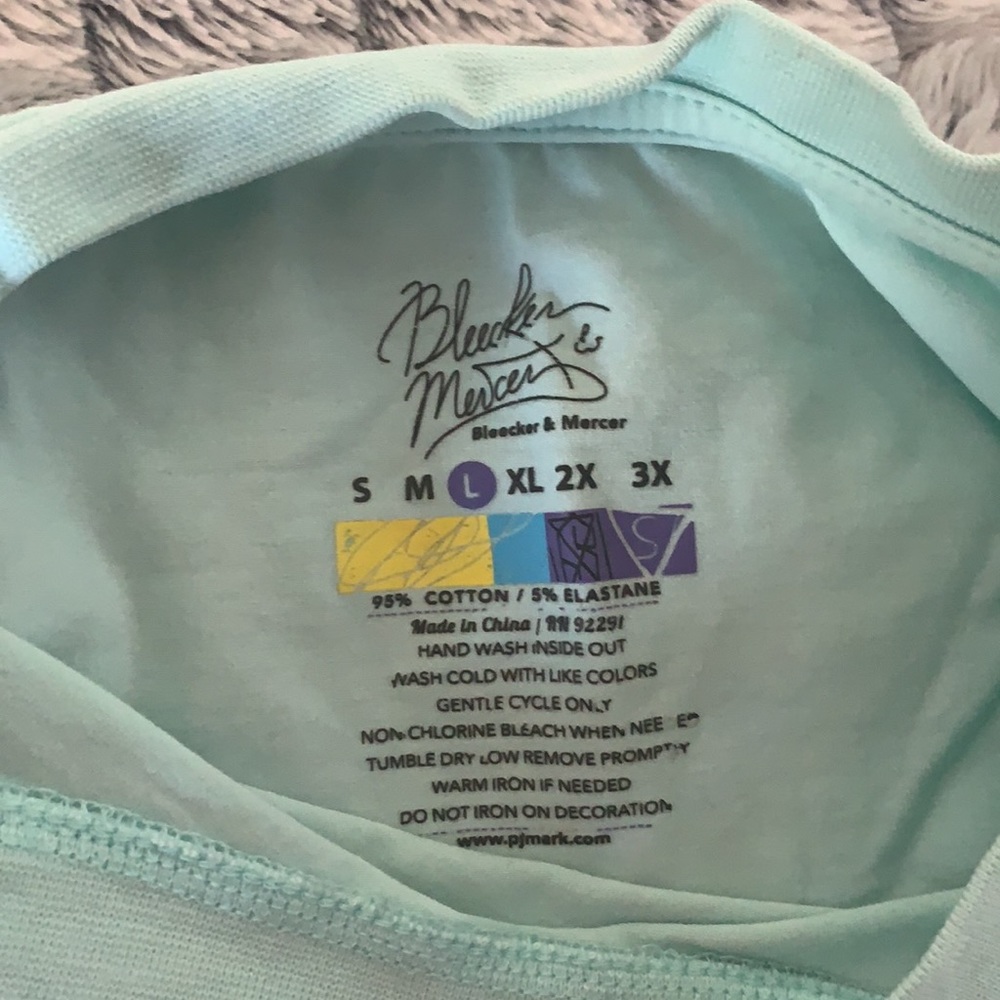 Privledge Shirt - Picture 4 of 4